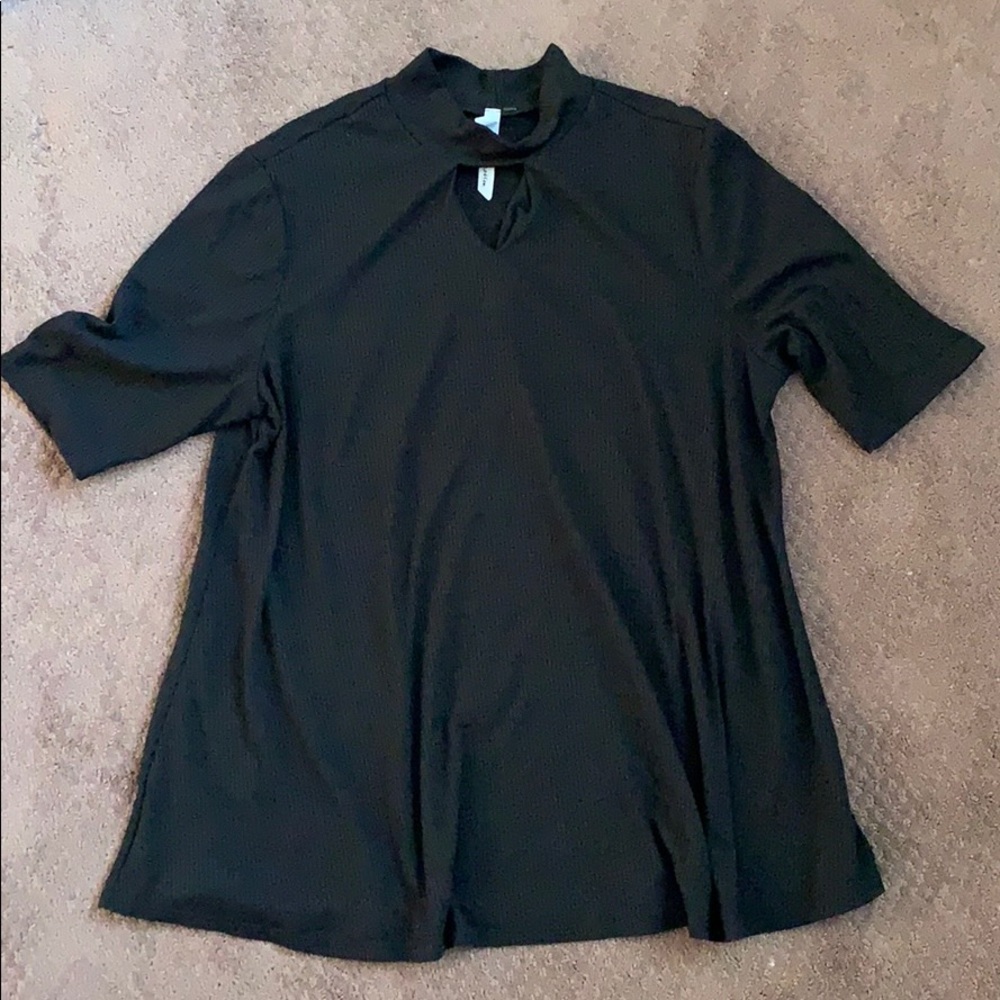 Black Keyhole Top